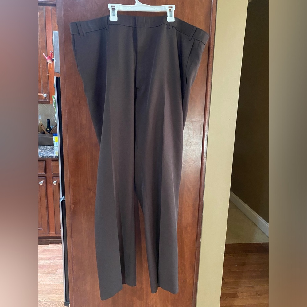 Men's Classic Dress Trousers in Dark Brown